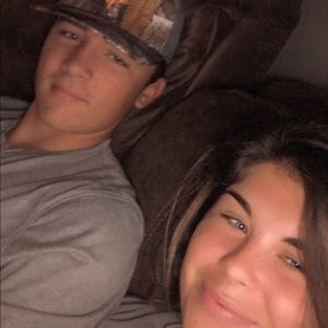 Meet your Posher, Marissa